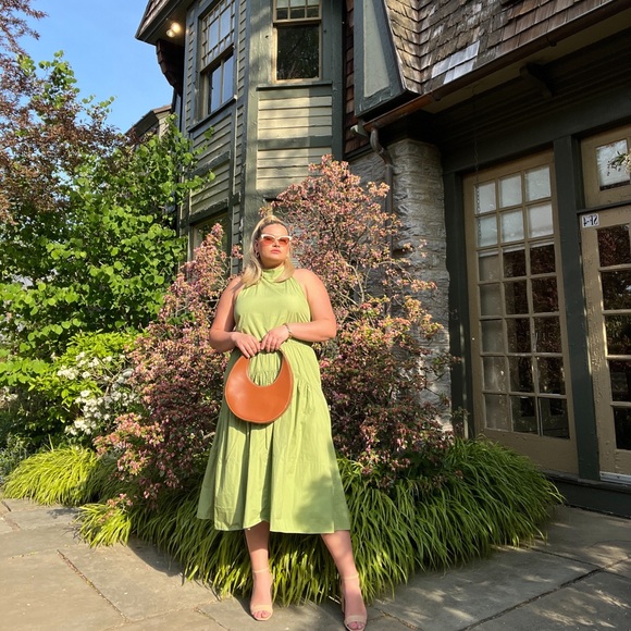 Meet your Posher, Maggie! - Picture 3 of 3